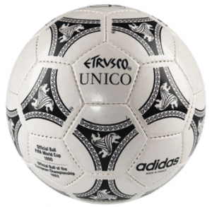 Bola Piala Dunia 1990