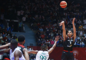 Three point shoot