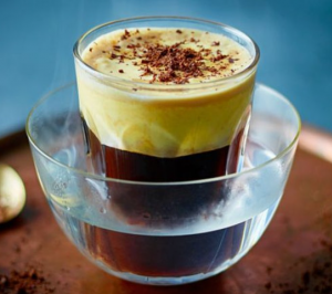 Minum Kopi Campur Madu