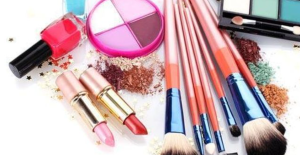 Make Up