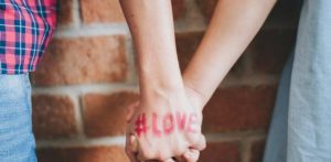 Kata-Kata Romantis untuk Menyatakan Cinta