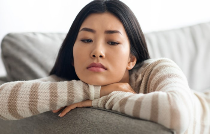7 Cara Menghilangkan Pikiran Negatif bagi Anda yang Suka Overthinking