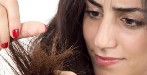 14 Cara Memperbaiki Rambut Rusak Tanpa Harus ke Salon