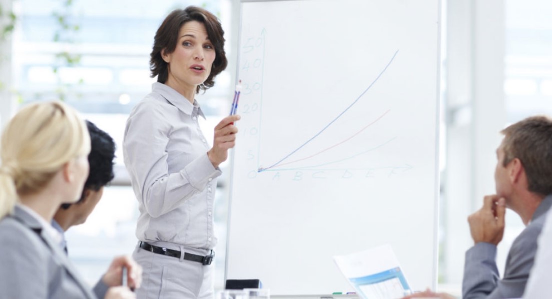 10 Cara Cerdas Mengelola Karyawan Outsourcing dengan Tepat