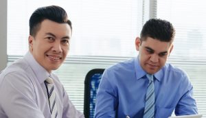 10 Cara Cerdas Mengelola Karyawan Outsourcing dengan Tepat