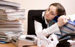 15 Cara Menghilangkan Rasa Malas dengan Cepat, Jangan Memanjakan Diri