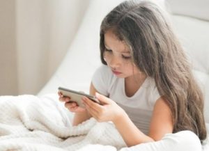 10 Cara Mendidik Anak agar Tumbuh Pintar Menurut Sains