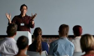 5 Tips Lancar Public Speaking untuk Para Pemula
