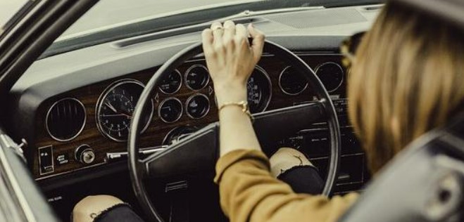 13 Cara Menyetir Mobil Matic yang Mudah, Pahami Fitur dan Kelebihannya