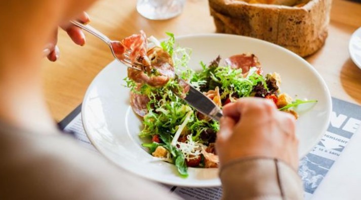 Catat! 12 Cara Menurunkan Berat Badan Tanpa Diet Menyiksa