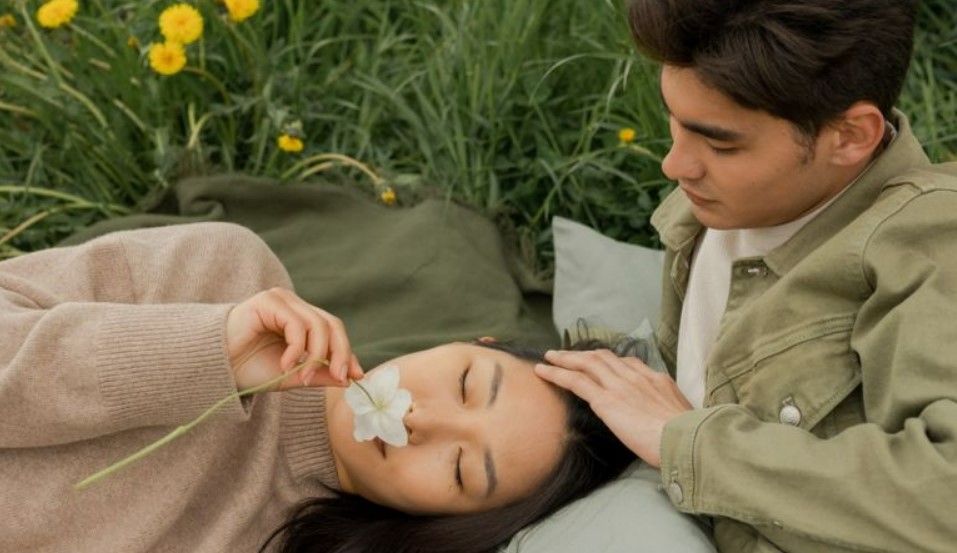 5 Cara Mudah Tunjukkan Apresiasi pada Pasangan, Bikin Dia Makin Cinta!