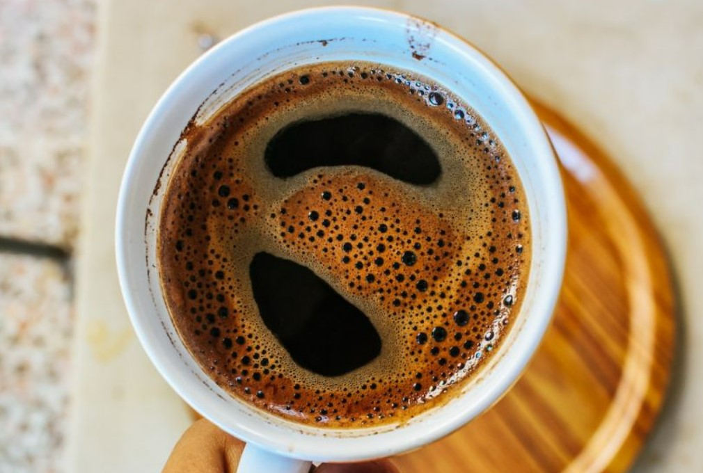 5 Cara Mudah Menghilangkan Bau Menyengat di Dapur, Bisa Pakai Kopi!