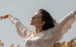 5 Cara Meningkatkan Kecerdasan Emosional, Bikin jadi Lebih Simpati!