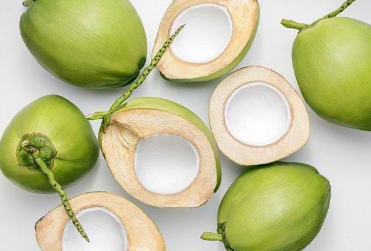 5 Manfaat Mengonsumsi Daging Buah Kelapa, Bagus untuk Kesehatan