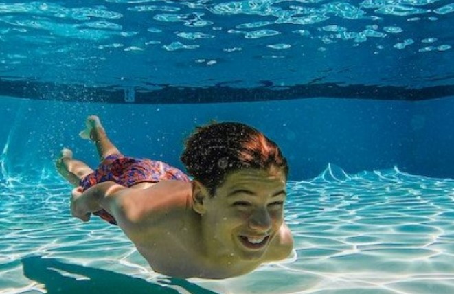 7 Manfaat Berenang untuk Anak, Sehat Fisik dan Mental!