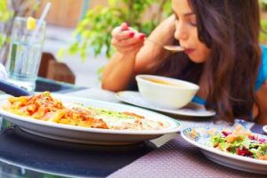 Makan hingga sampai tidak berasa lapar